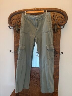 Wide Leg Cargo Pants in Olive Green - Women's Casual Utility